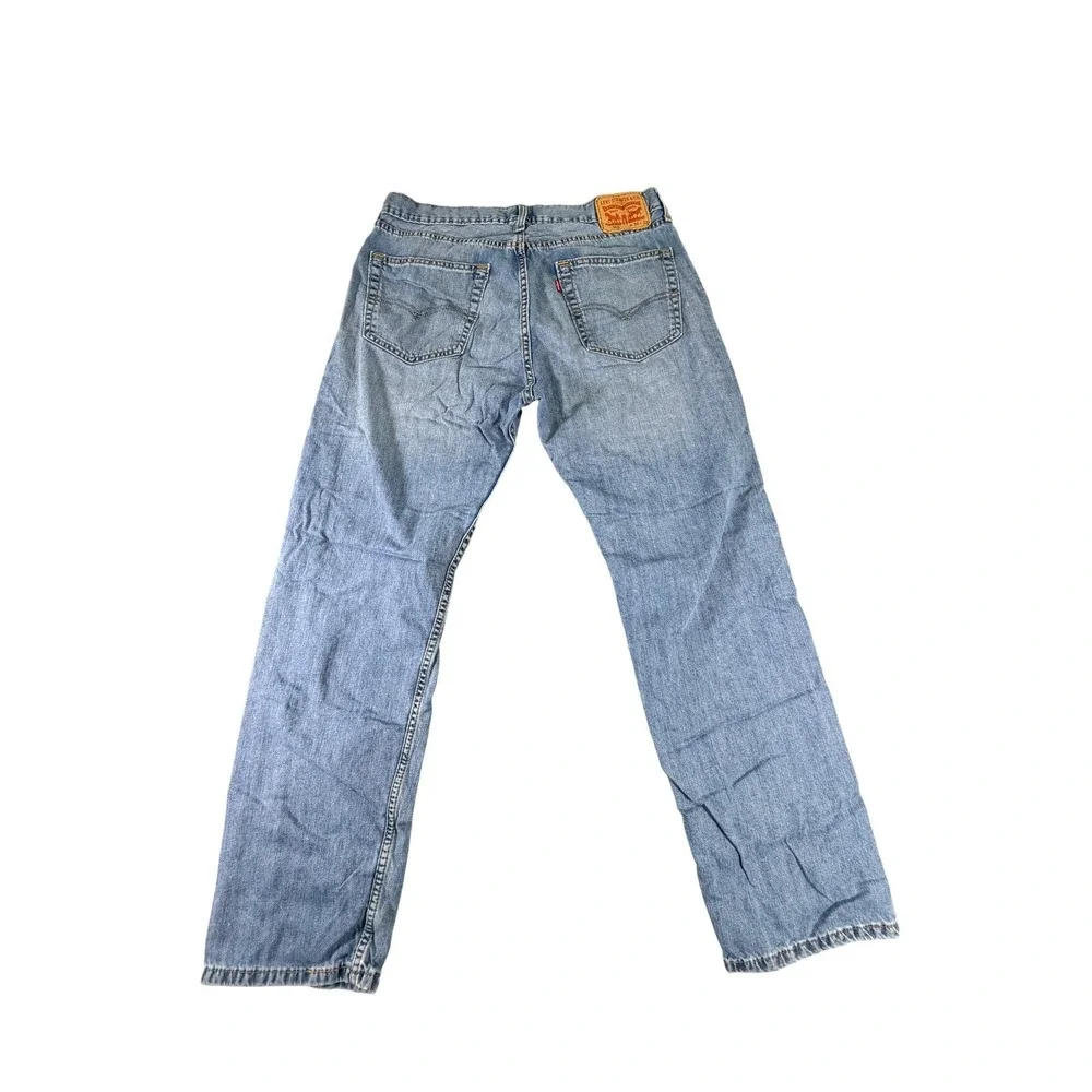 Levis 505 Regular Fit Light Wash Blue Denim Jeans Mens 36x32 (Measures 36x28)